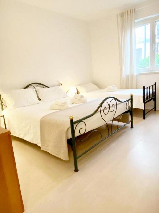 Villa Ortensie Apartments Funtana Extérieur photo